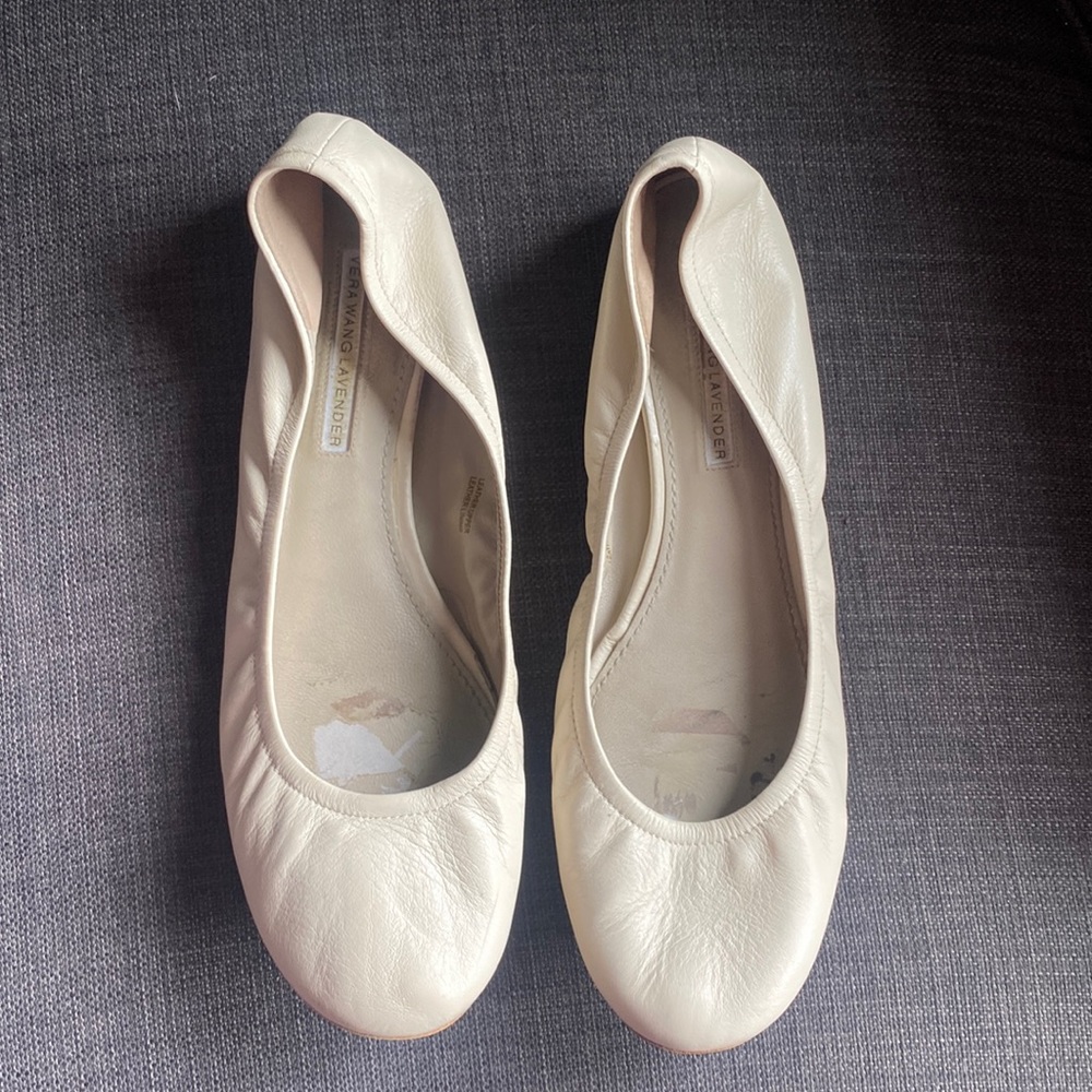 Vera Wang Lavender Ivory Ballerina slippers Sz 10